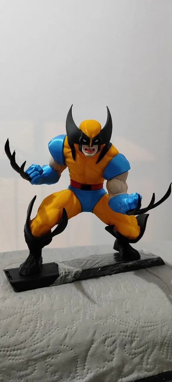 Boneco Wolverine 23cm