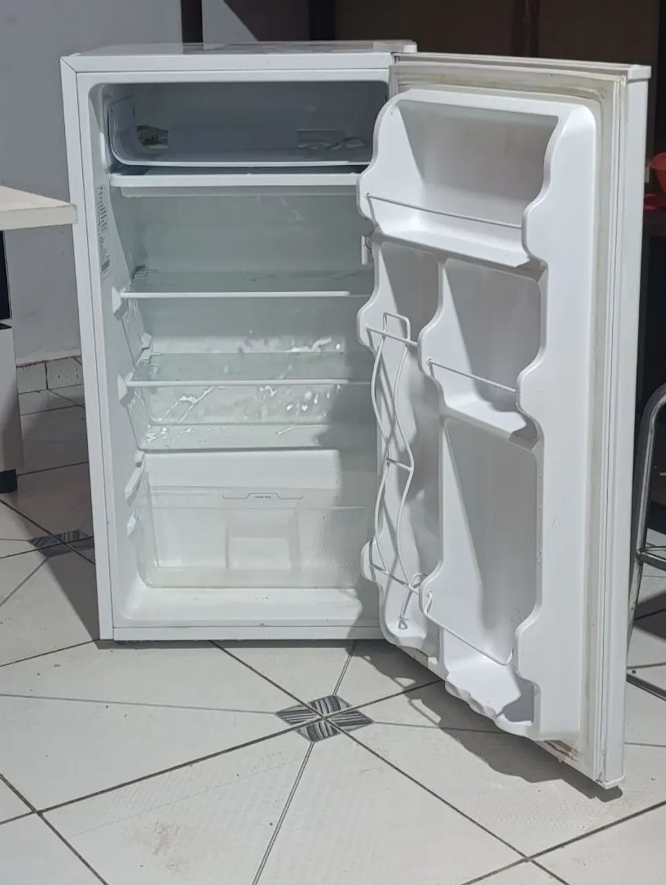 Frigobar Midea 93lt  - Foto 2