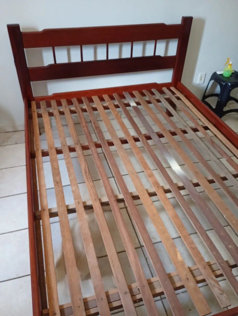 Cama de Casal - Linda! Vendo. - Foto 2