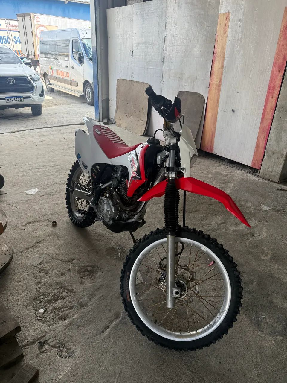 CRF 240  - Foto 2