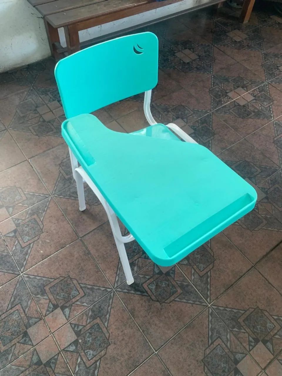 Cadeira Universitária com Prancheta - Foto 3