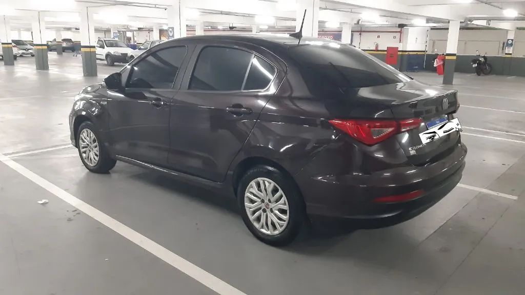 Fiat Cronos Drive 1.3 8V Flex Aut. 2019 - Foto 4