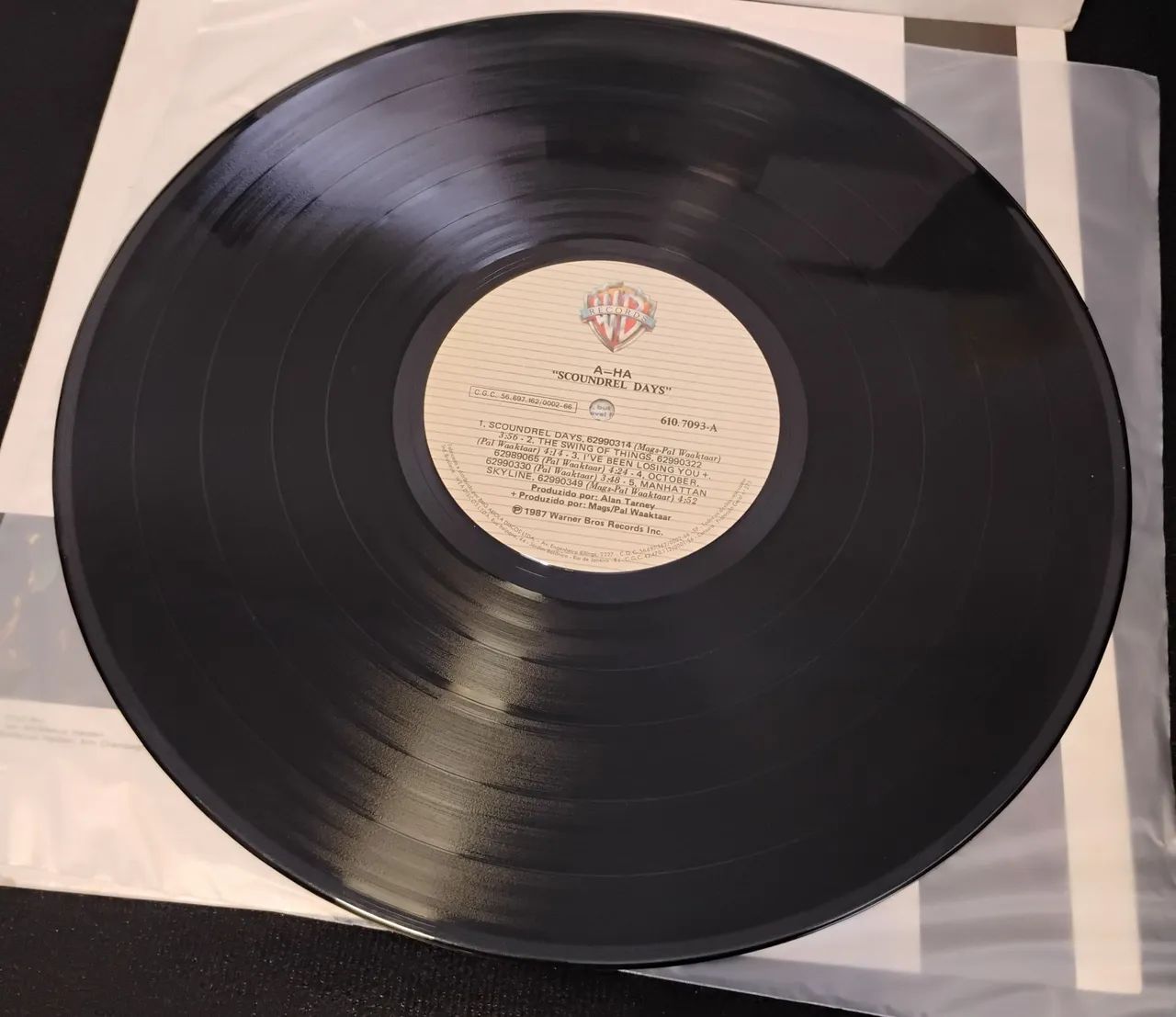 Vinil A-HA - Scoundrel Days (LP, disco) - Foto 5