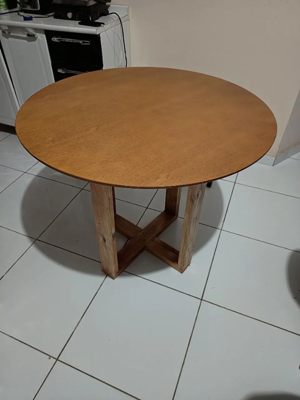 Mesa de jantar redonda 