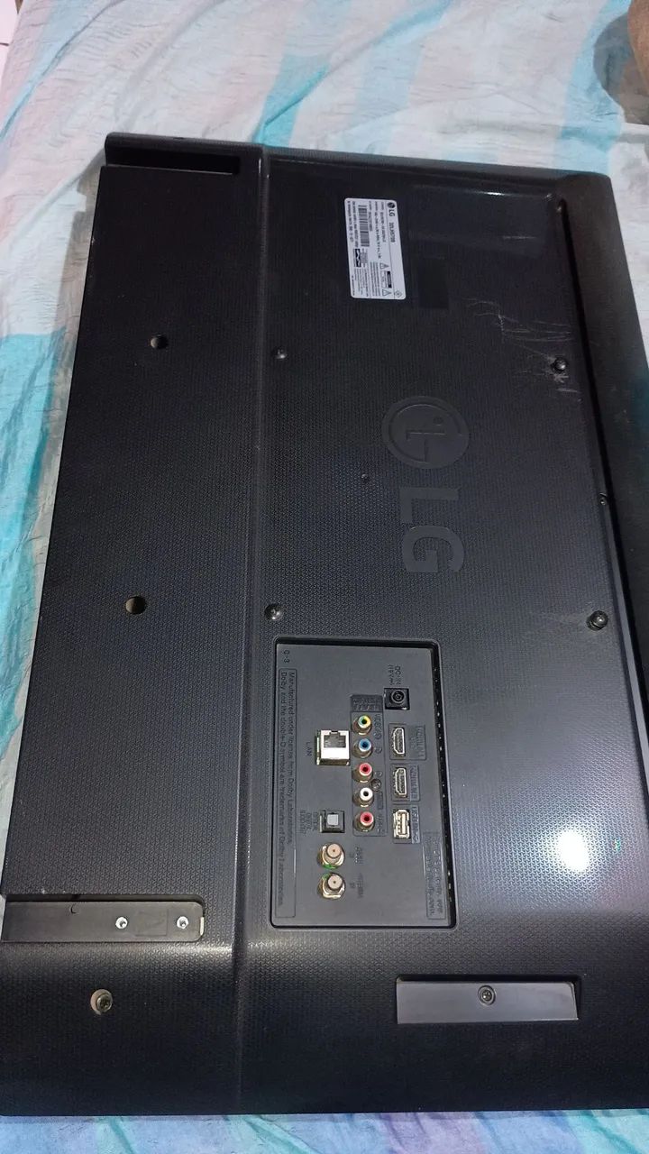 Vendo Tv LG 32 polegadas por favor leia descrição  - Foto 4