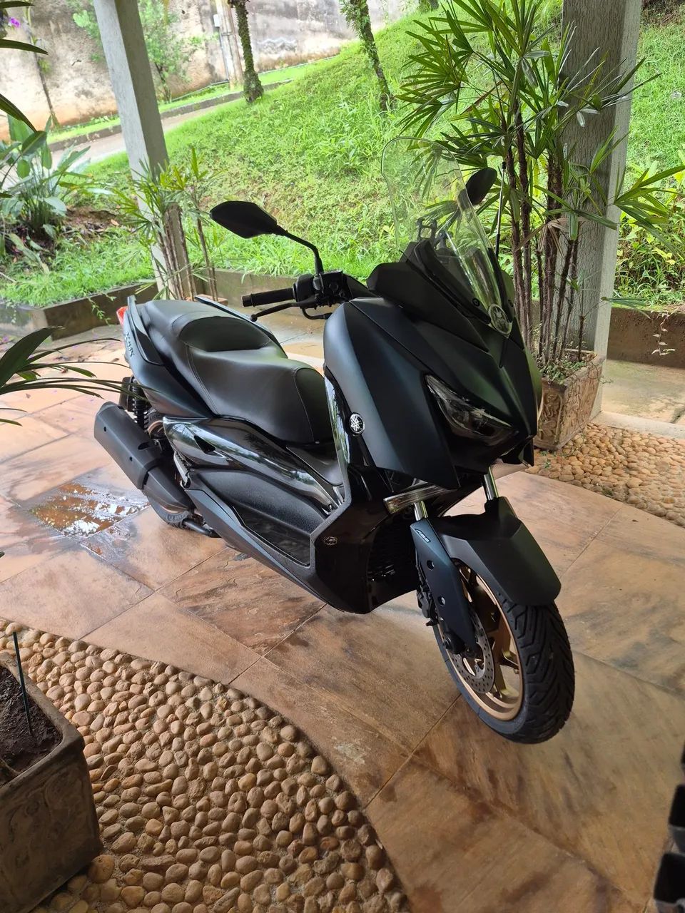 Yamaha xmax 2023