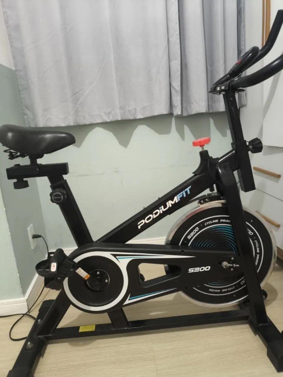 Bicicleta Ergométrica Spinning PodiumFit S200