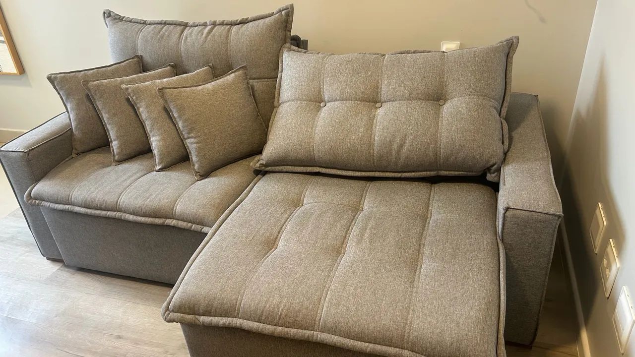 Sofá retrátil 2 Lugares Cinza em Linho - Elegante e Conservado - Foto 5