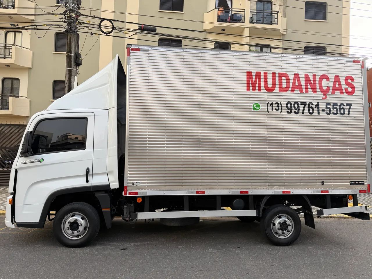 Caminhão de mudanças  - Foto 2