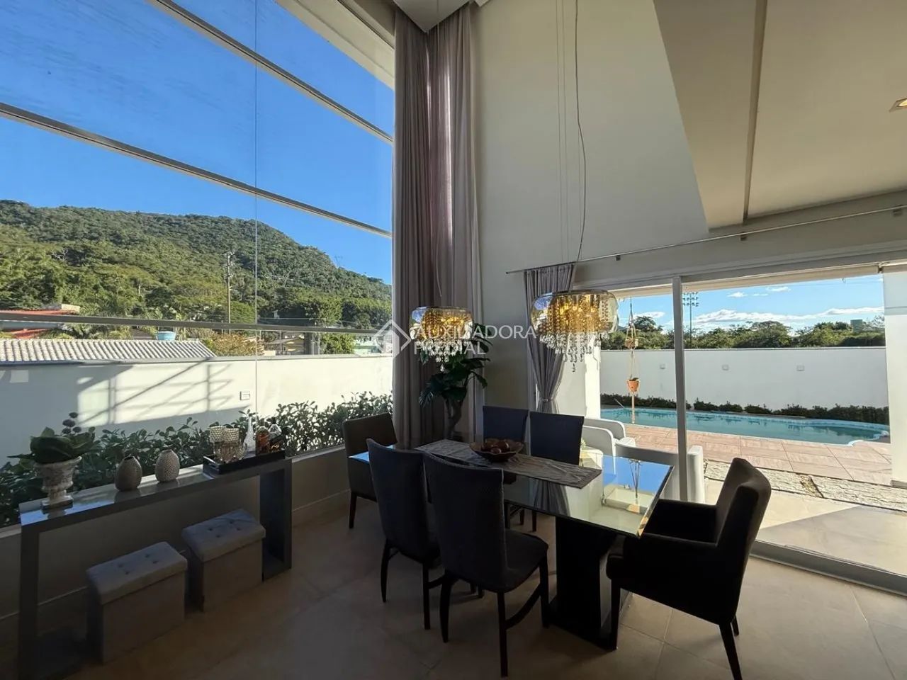 Casa completa e totalmente mobiliada com piscina no Ribeirão da Ilha - Foto 5