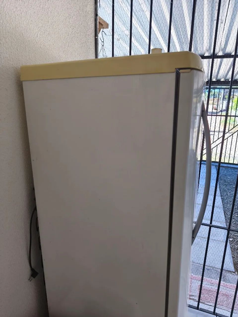 Geladeira COM DEFEITO Eletrolux - Foto 3