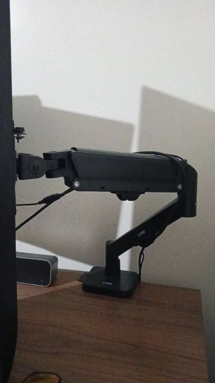 Monitor Samsung 27" (Com suporte Articulado) - Foto 2
