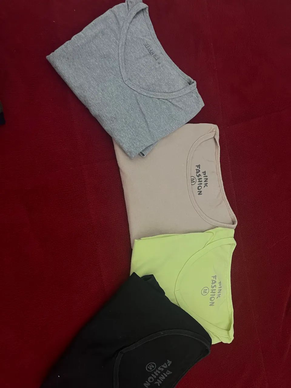 Roupas e sapatos - Foto 4