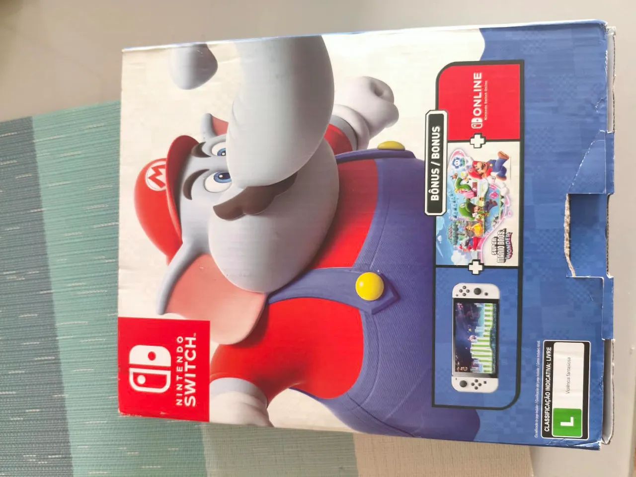 Vendo Nintendo switch OLED com controle - Foto 2