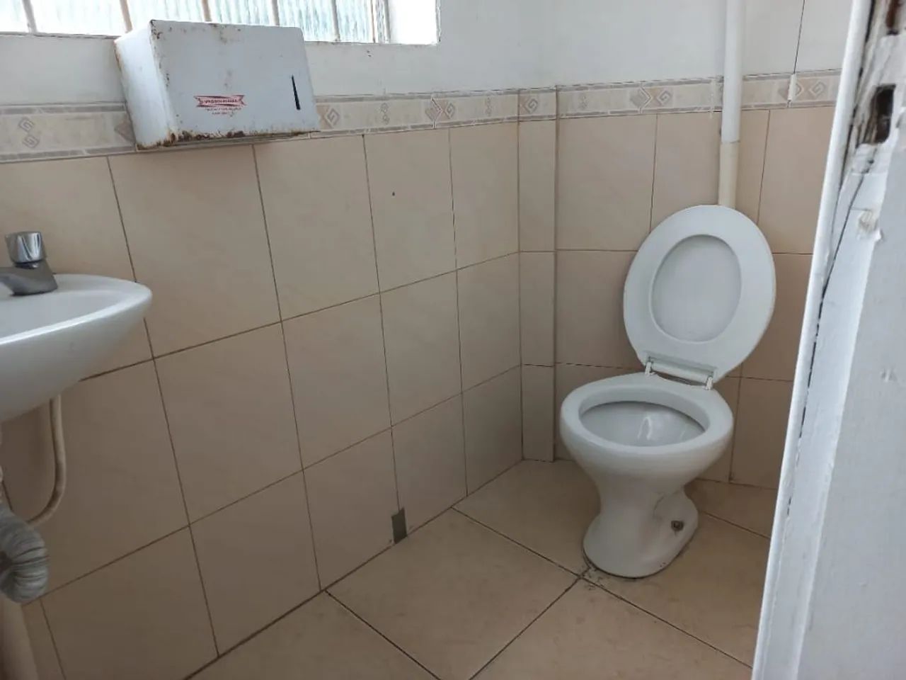 Loja para Locação 35M², Bingen, Petrópolis - RJ - Foto 4