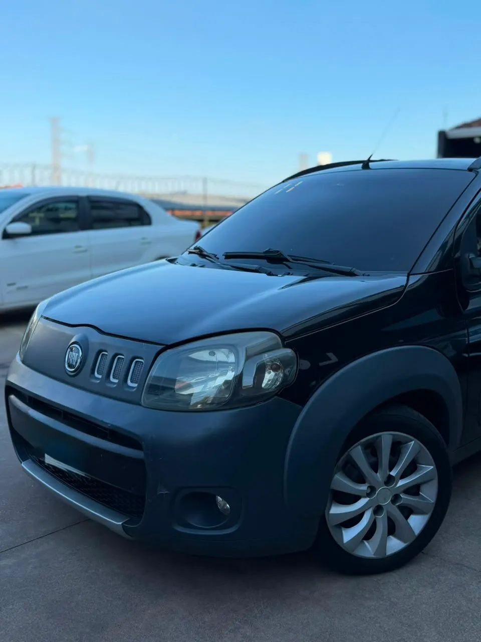 Fiat Uno WAY 1.0 Flex 6V 5P 2011 - Foto 3