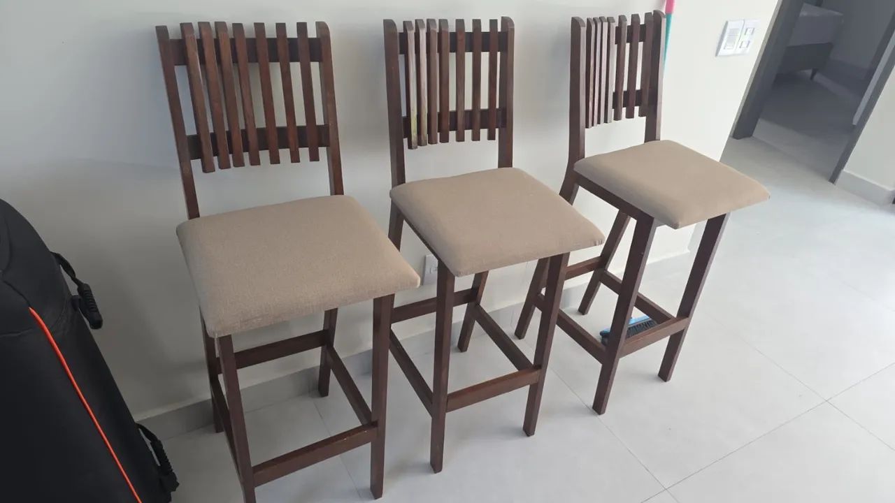 Cadeira alta para bancada