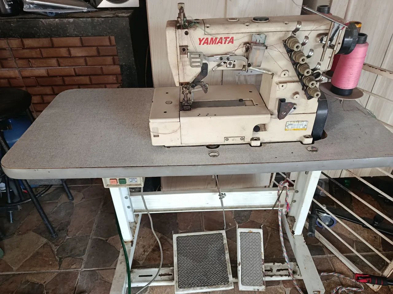 Máquina de costura  - Foto 3