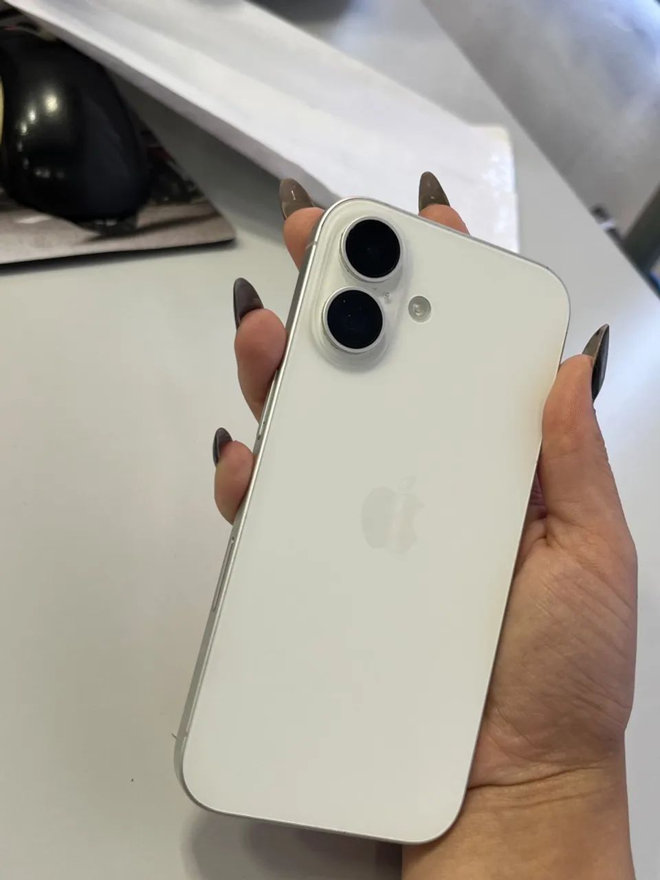 iPhone 16  - Foto 4
