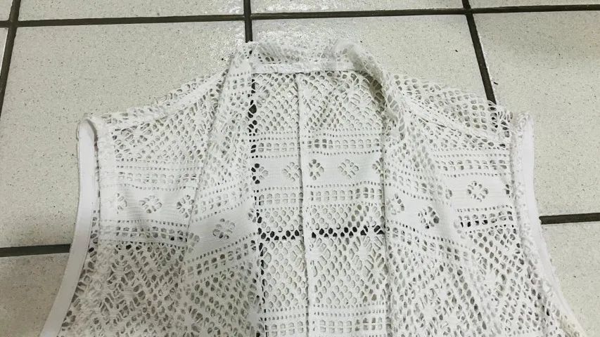 CASACO DE RENDA BRANCO SEM MANGA - Foto 2