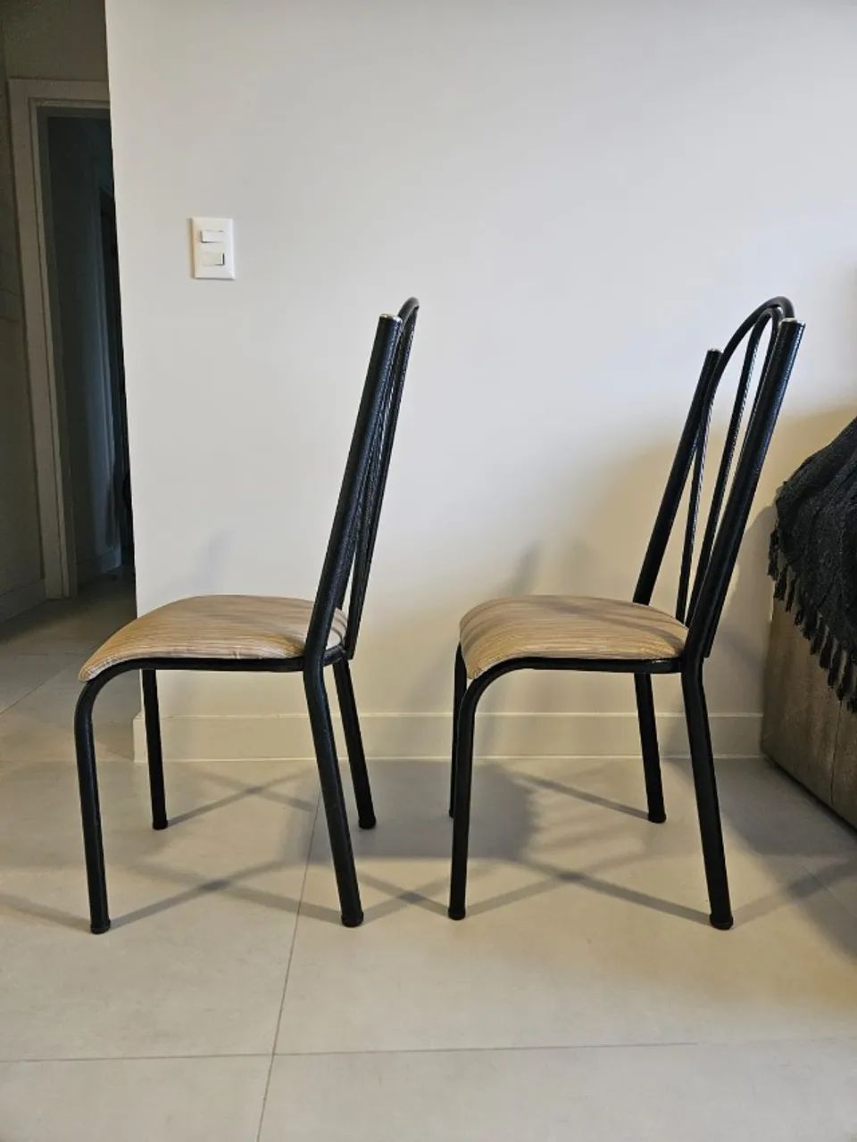 2 cadeiras para mesa/sala/cozinha - Foto 3