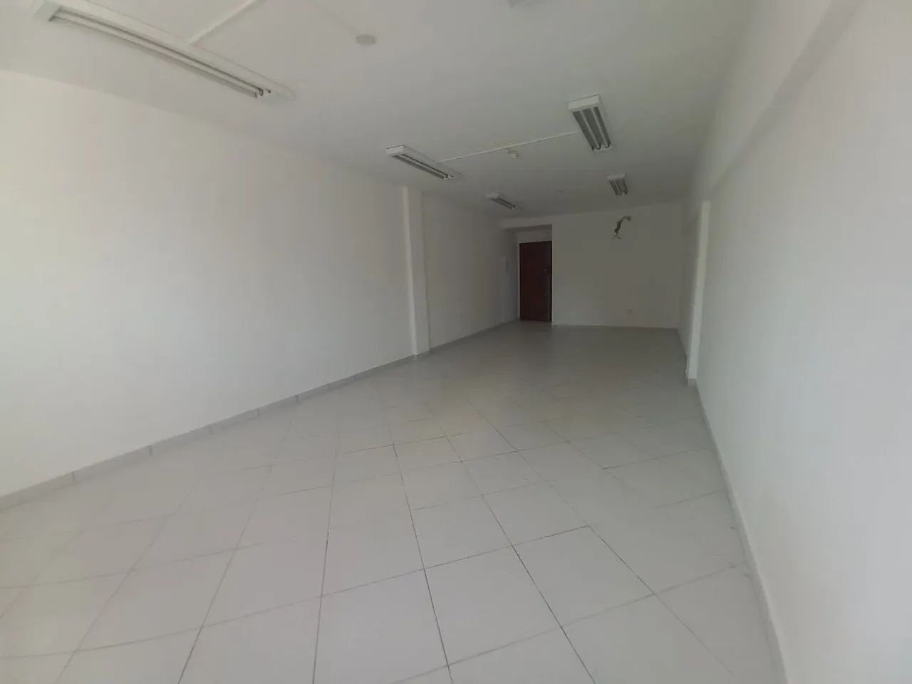 Sala comercial em Cavaleiros, Macaé/RJ - Foto 2