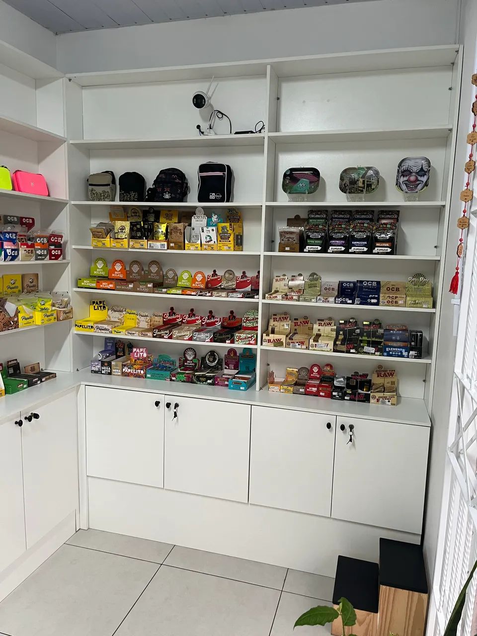 Armários e Prateleiras MDF