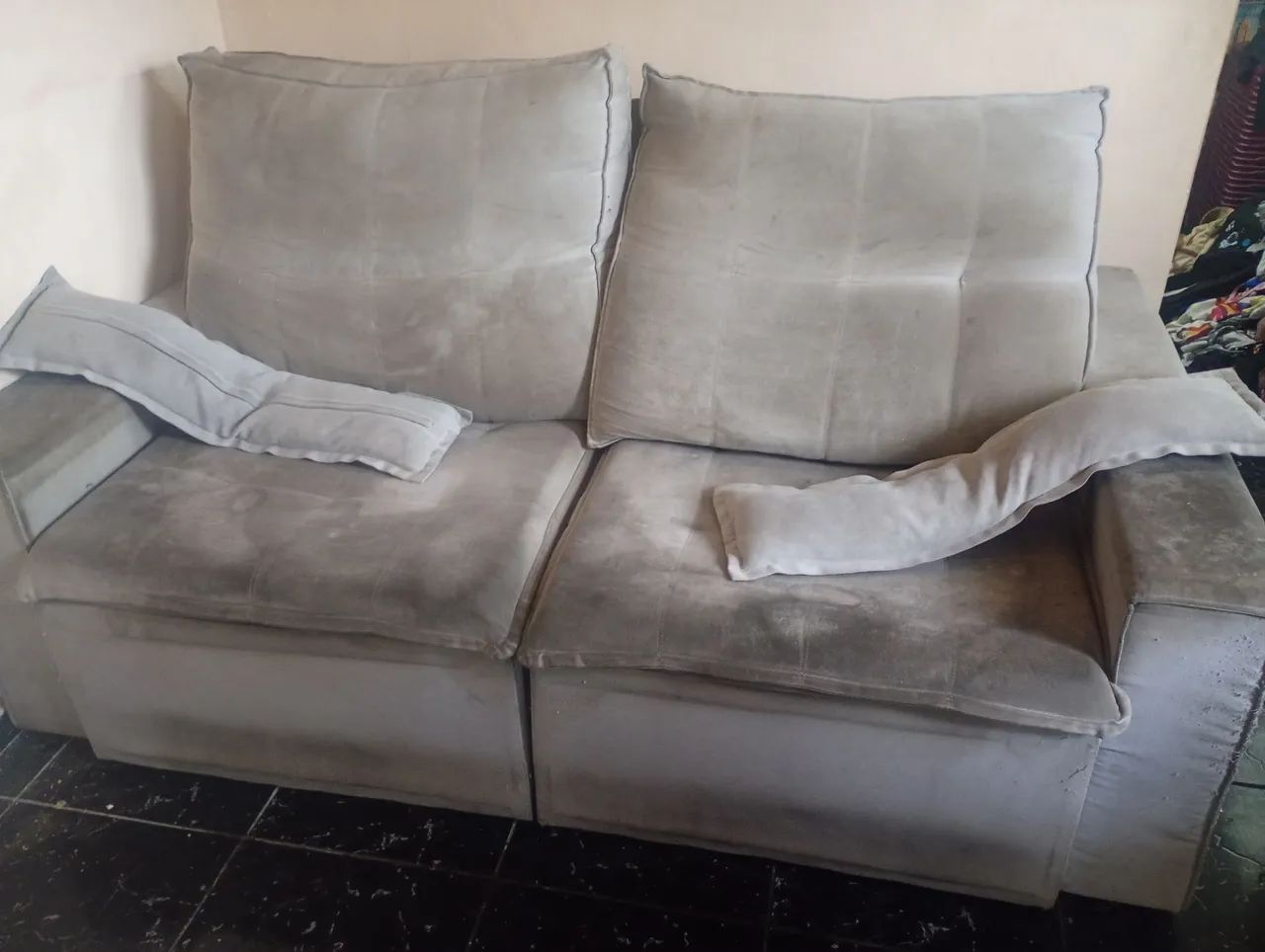 Sofá cama retrátil 