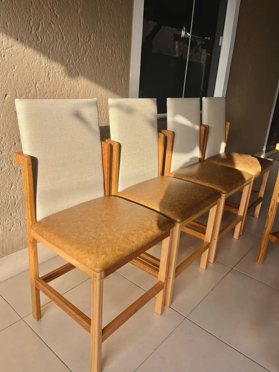 Cadeiras estofadas