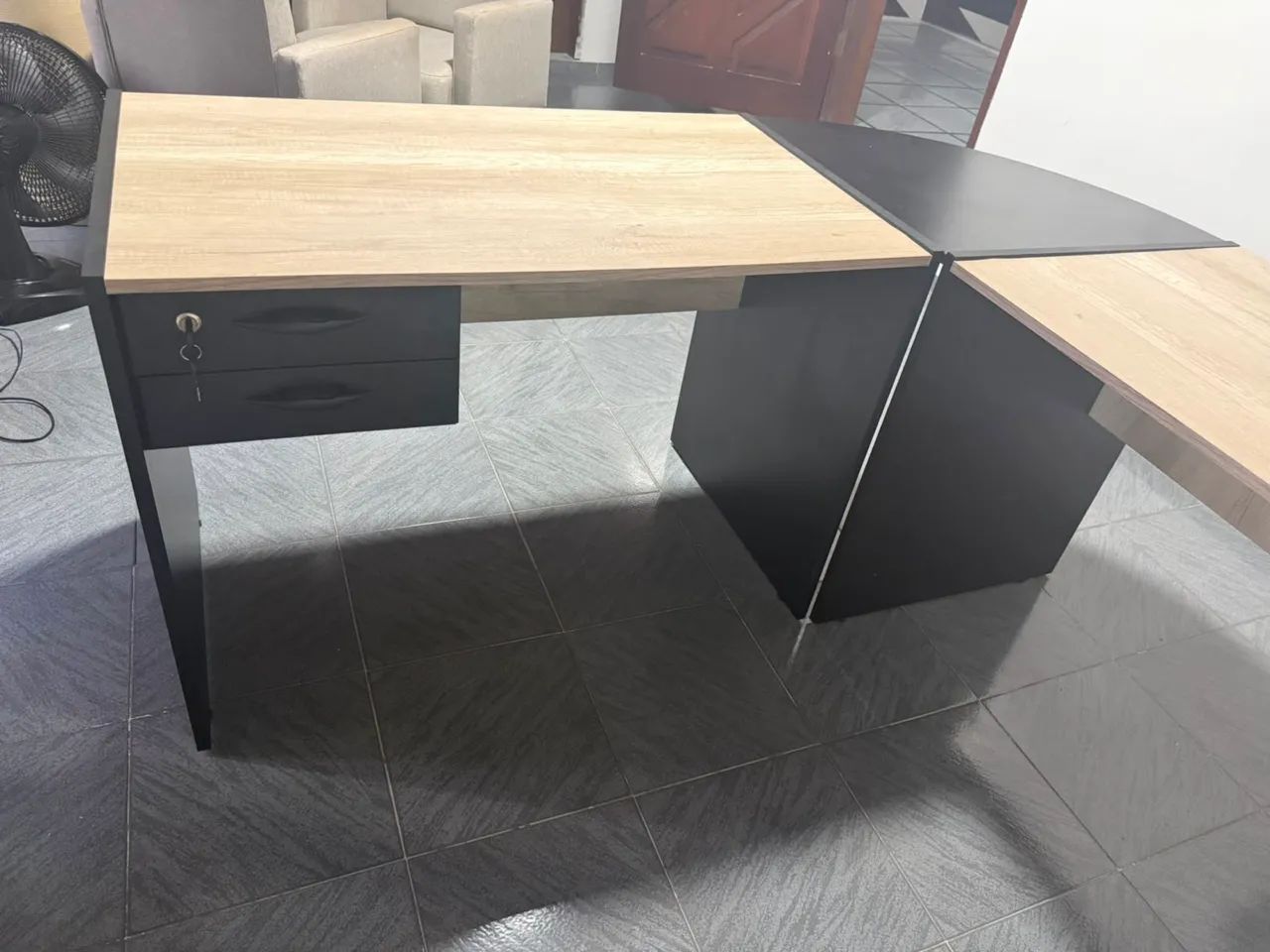 VENDO MESA DE ESCRITORIO - Foto 5