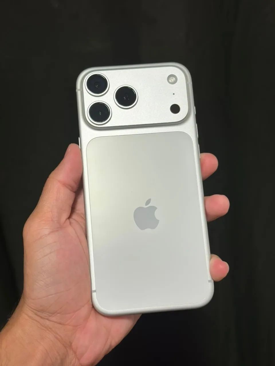 iPhone 17 Pro Max 256GB - Aceito Trocas