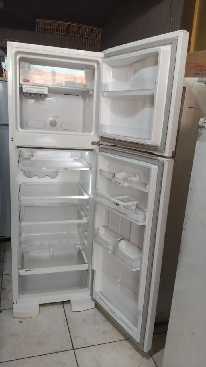 Geladeira Brastemp Semi Nova  - Foto 2