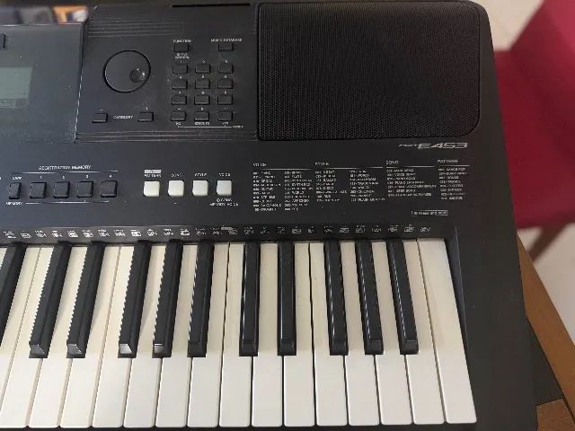 Teclado Yamaha PSR E453 - Foto 4
