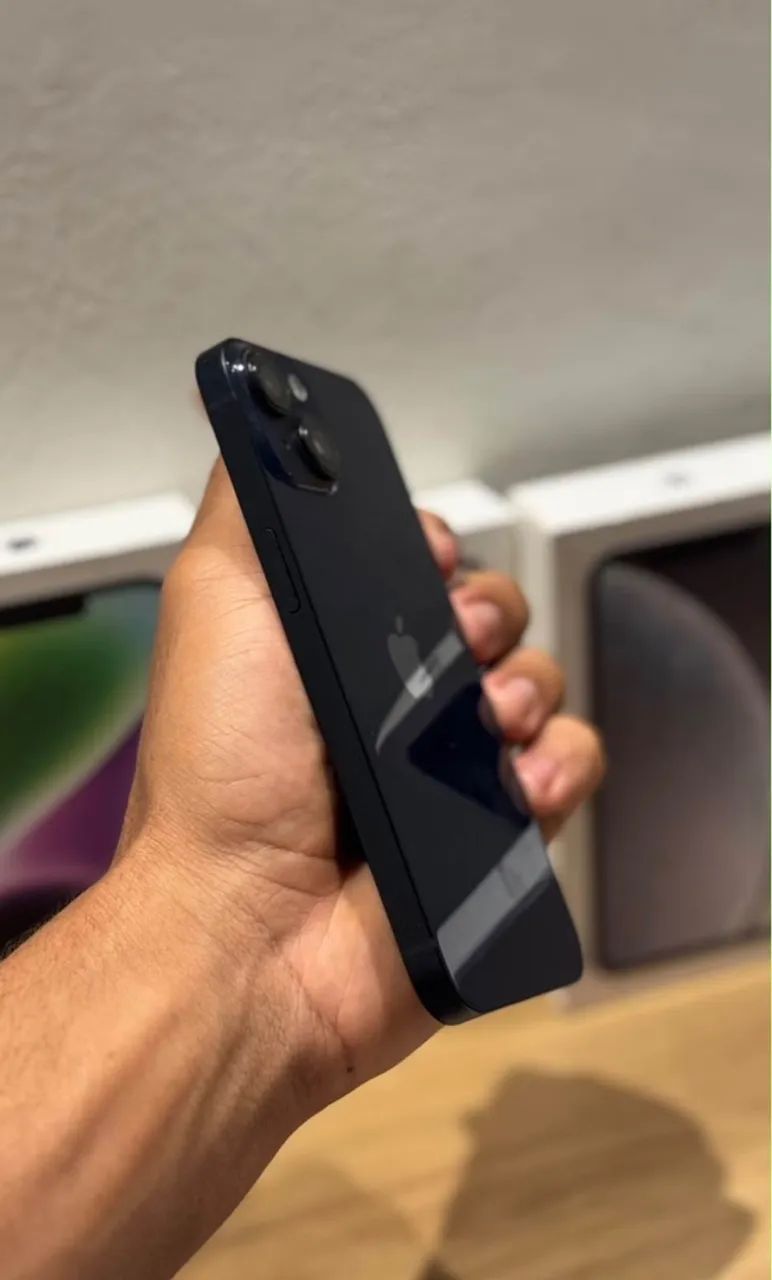 iPhone 14