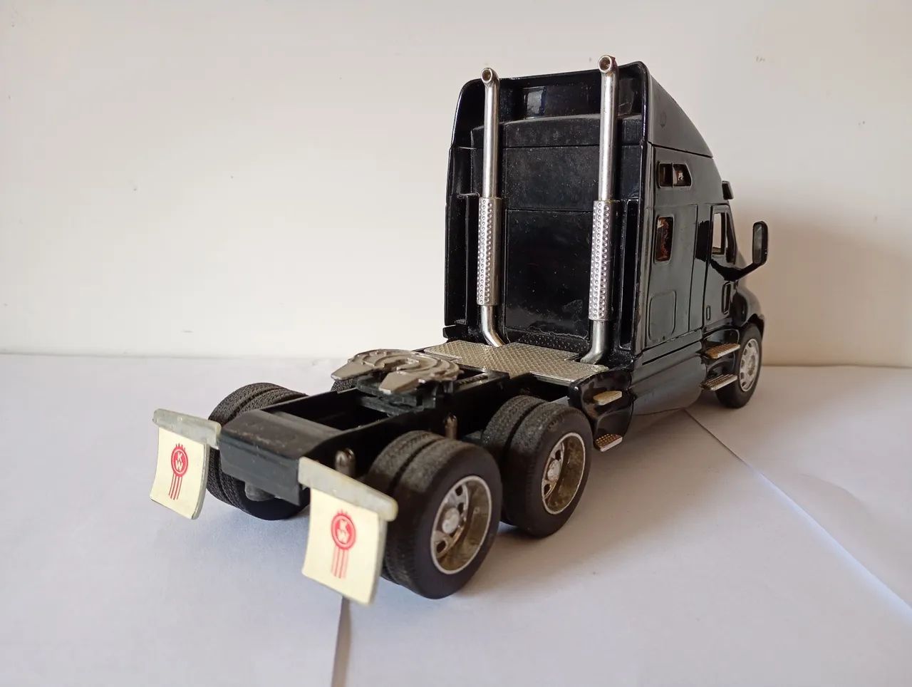 Welly - Miniatura Kenworth T2000 - Foto 4