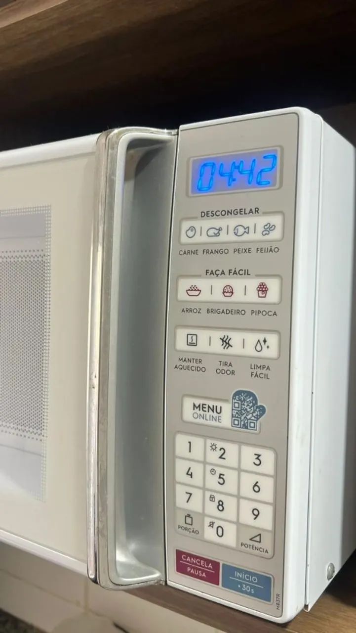 Microondas Eletrolux 34 Lt - Foto 4