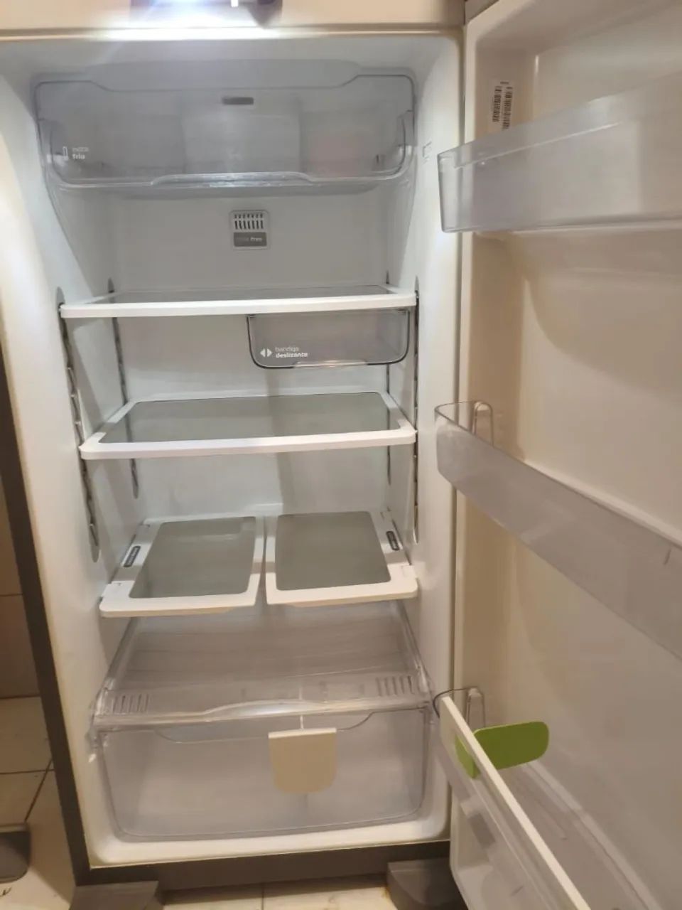 Refrigerador Consul Frost Free 386L Inox 127 Volts - Foto 4