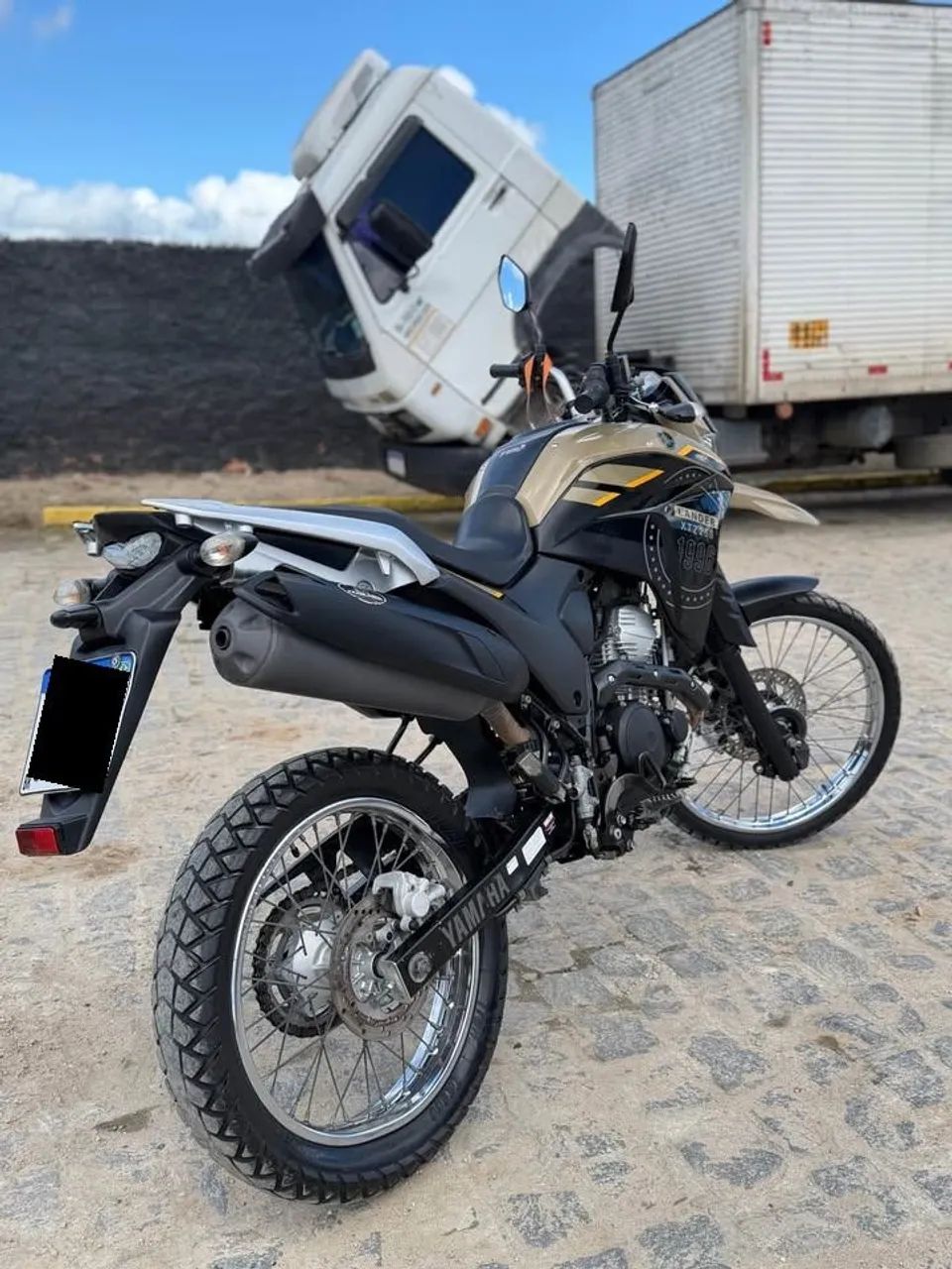 XTZ LANDER 250 2023 - Foto 3