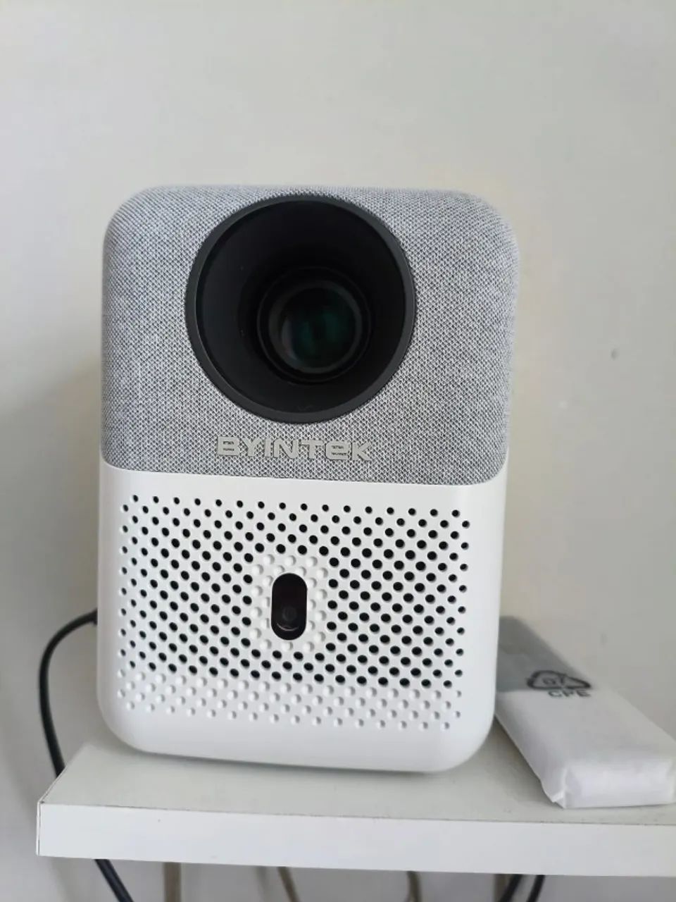 Projetor NOVO Byintek U4