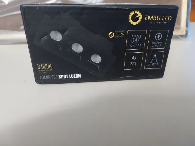 Luminária Spot Luzon Embu Led 