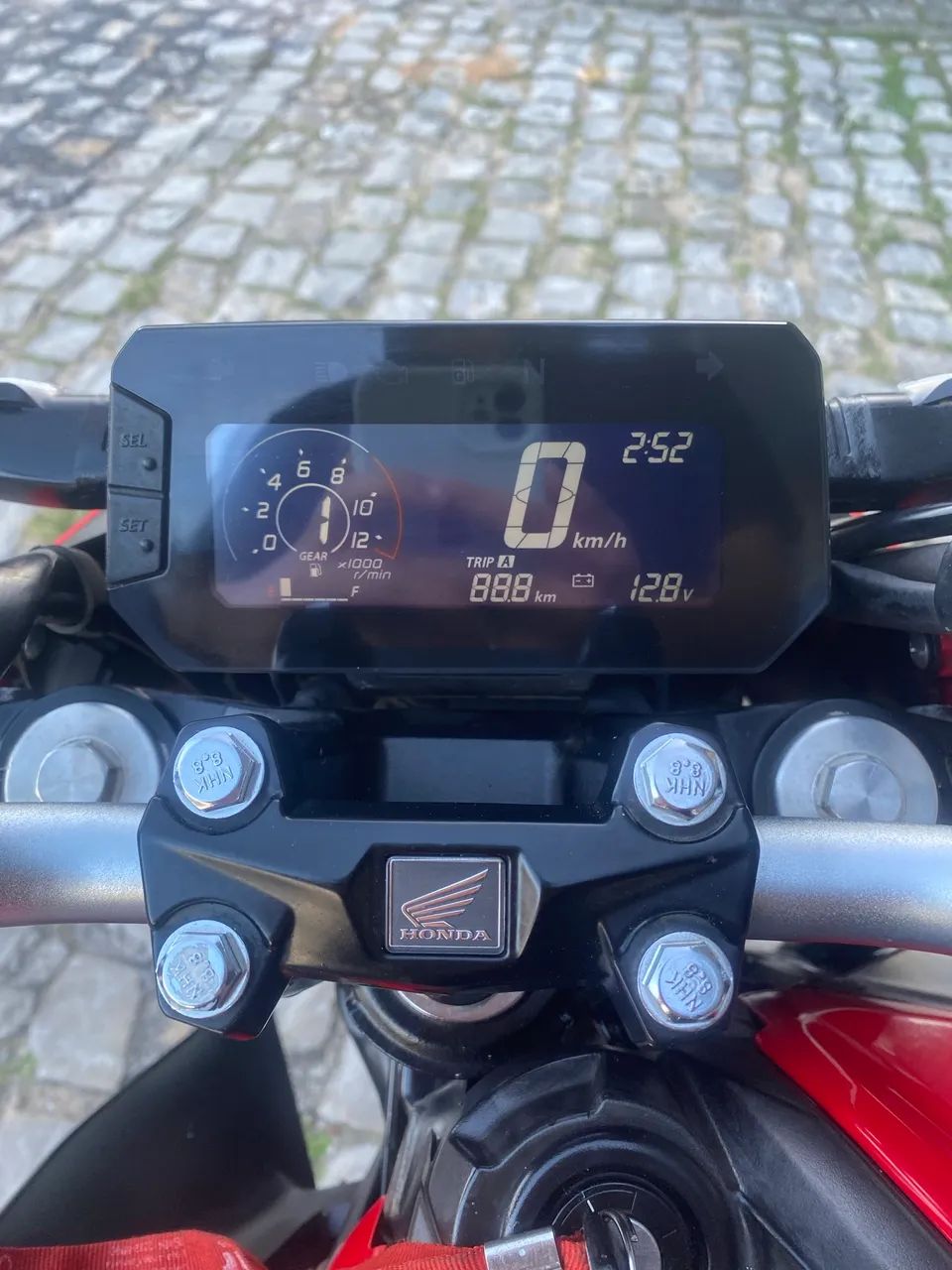Honda cb300f  - Foto 2