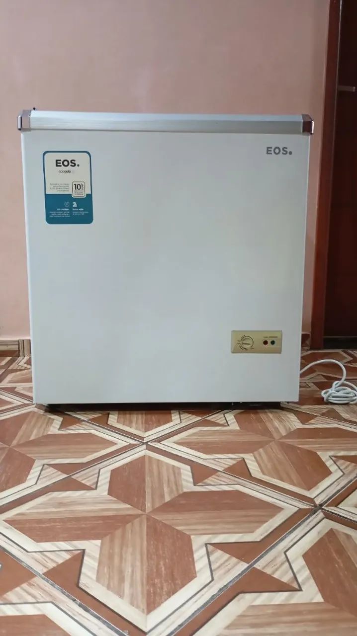 Freezer horizontal compacto expositor 138L 