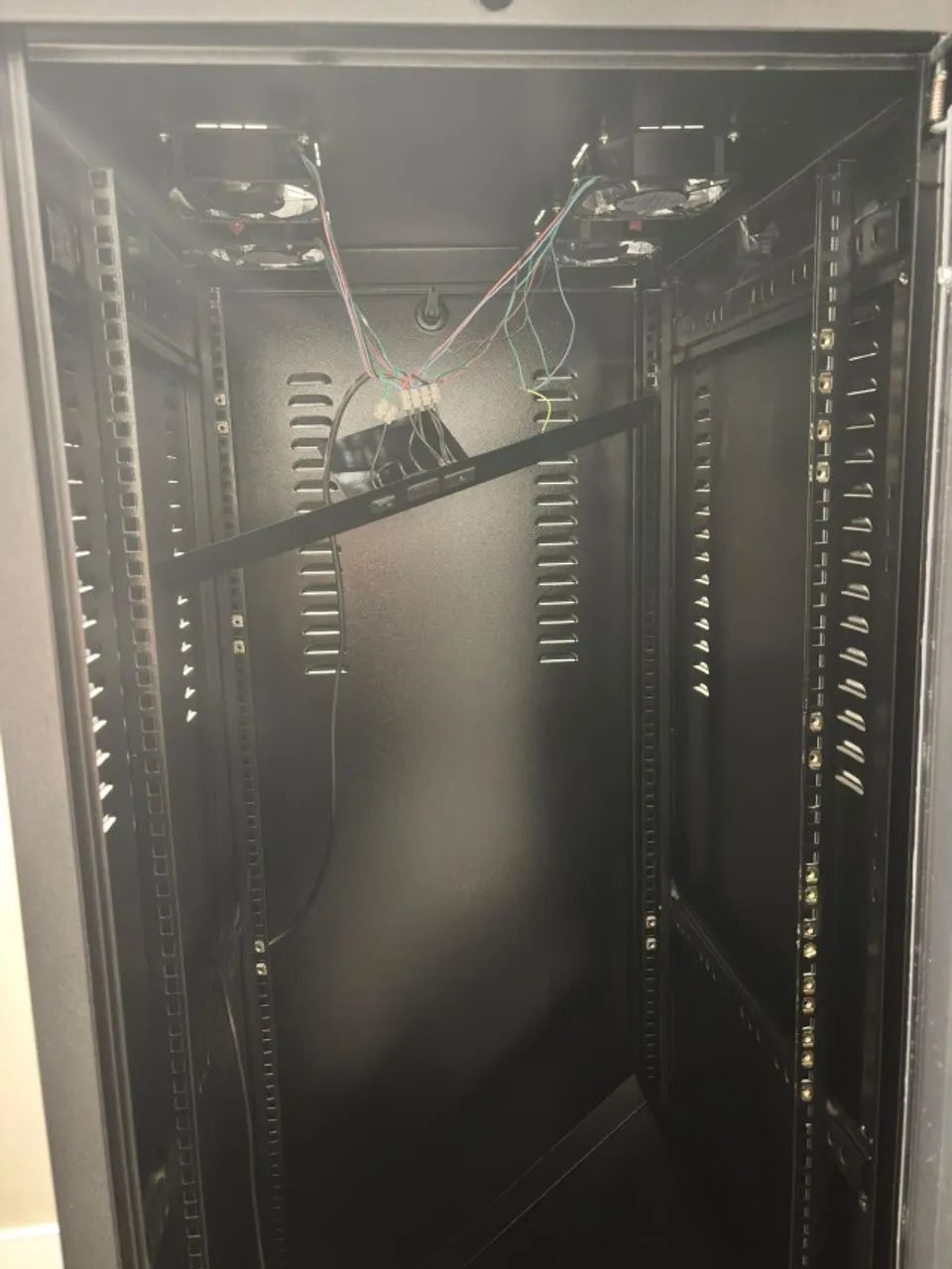 Rack de servidor fechado - Foto 2