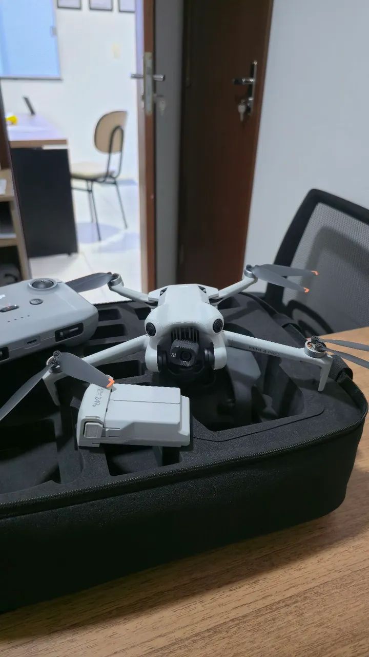 Drone DJI Mini 4 Pro - Foto 2