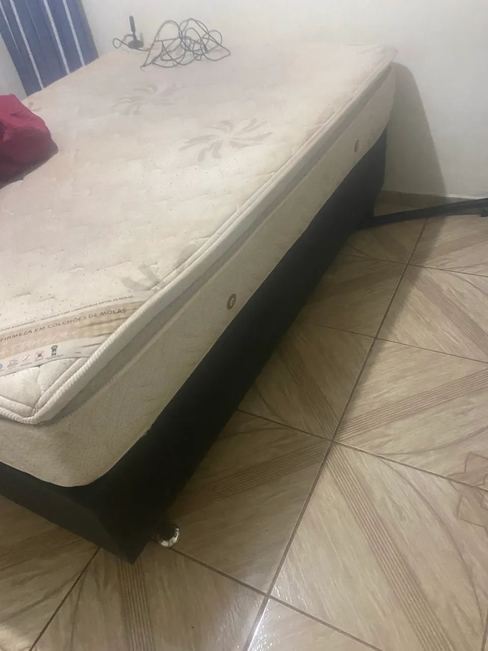 Vendo cama casal colchão e base  - Foto 2