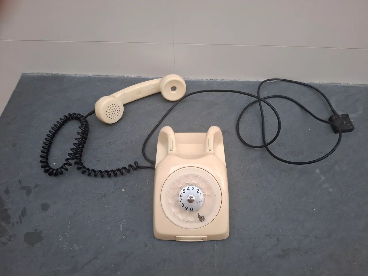 Telefone fixo nos 60 - Foto 2