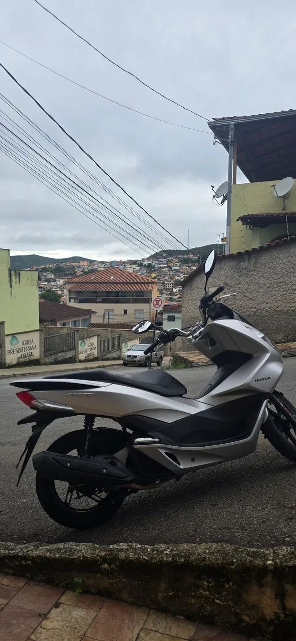 Vendo Moto PCX 2017 - Foto 2
