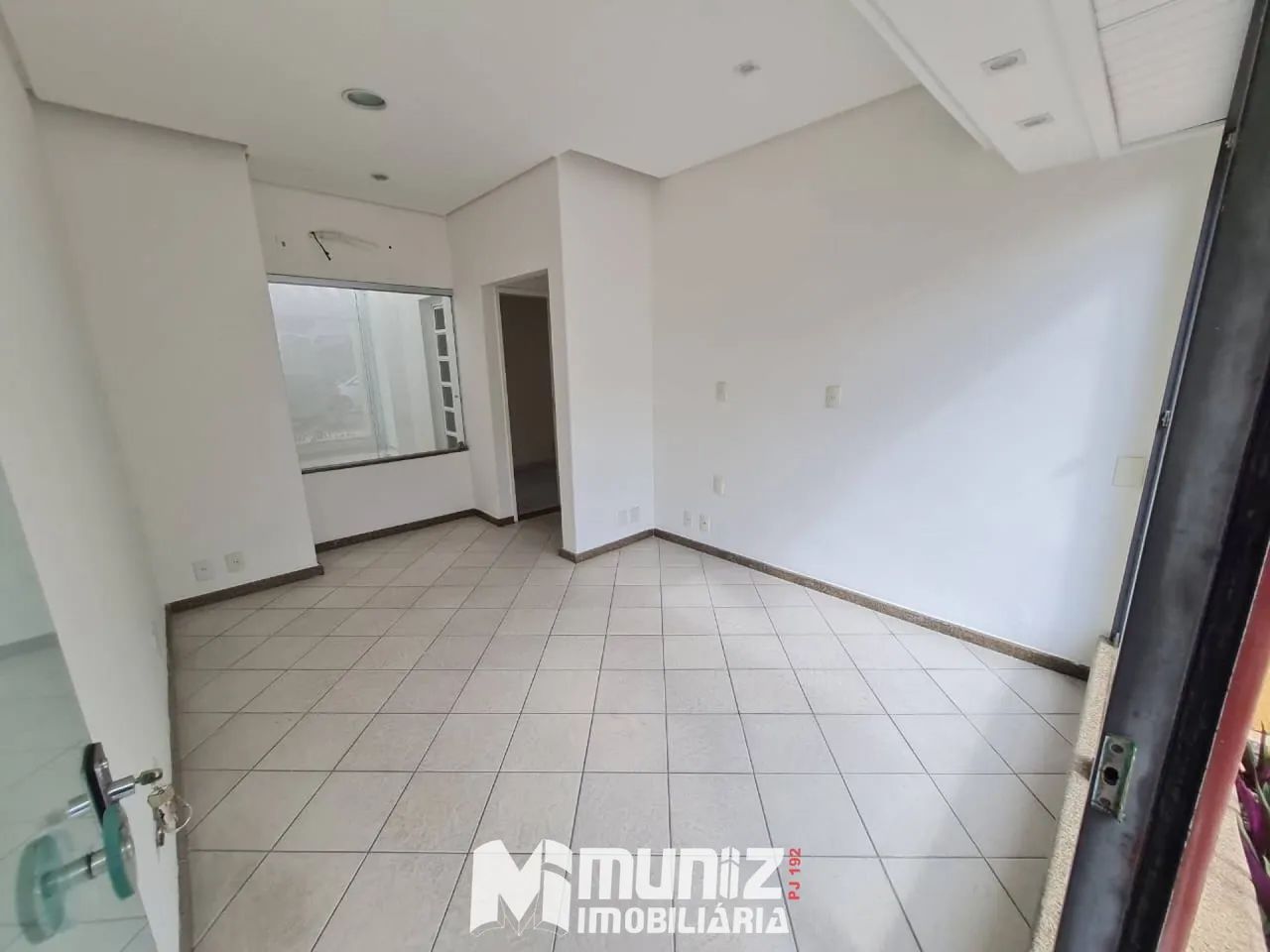 Sala Comercial Para Alugar no bairro Luzia em Aracaju - Foto 2