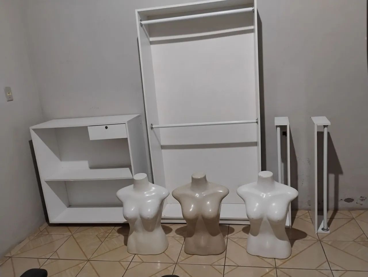 Kit loja completa incluso manequins