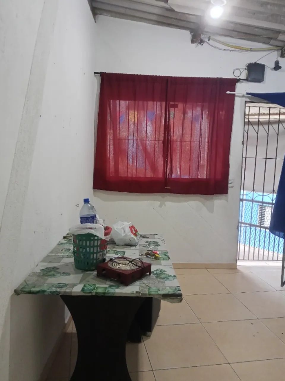 Ponto comercial/moradia 4x6mts, c/ banheiro, pia, área externa coberta. - Foto 4